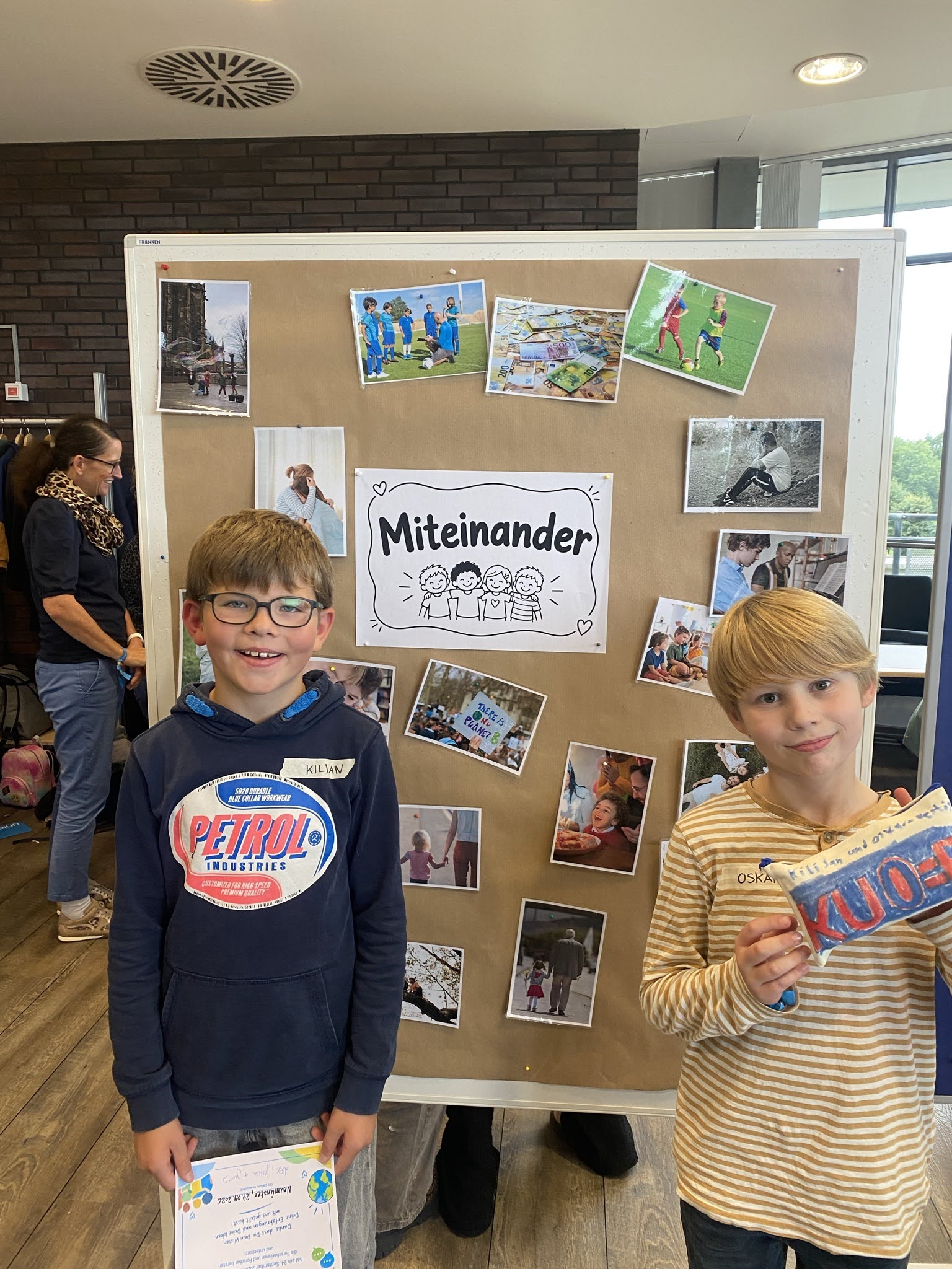 Kilian und Oskar beim Kinderrechtetreffen